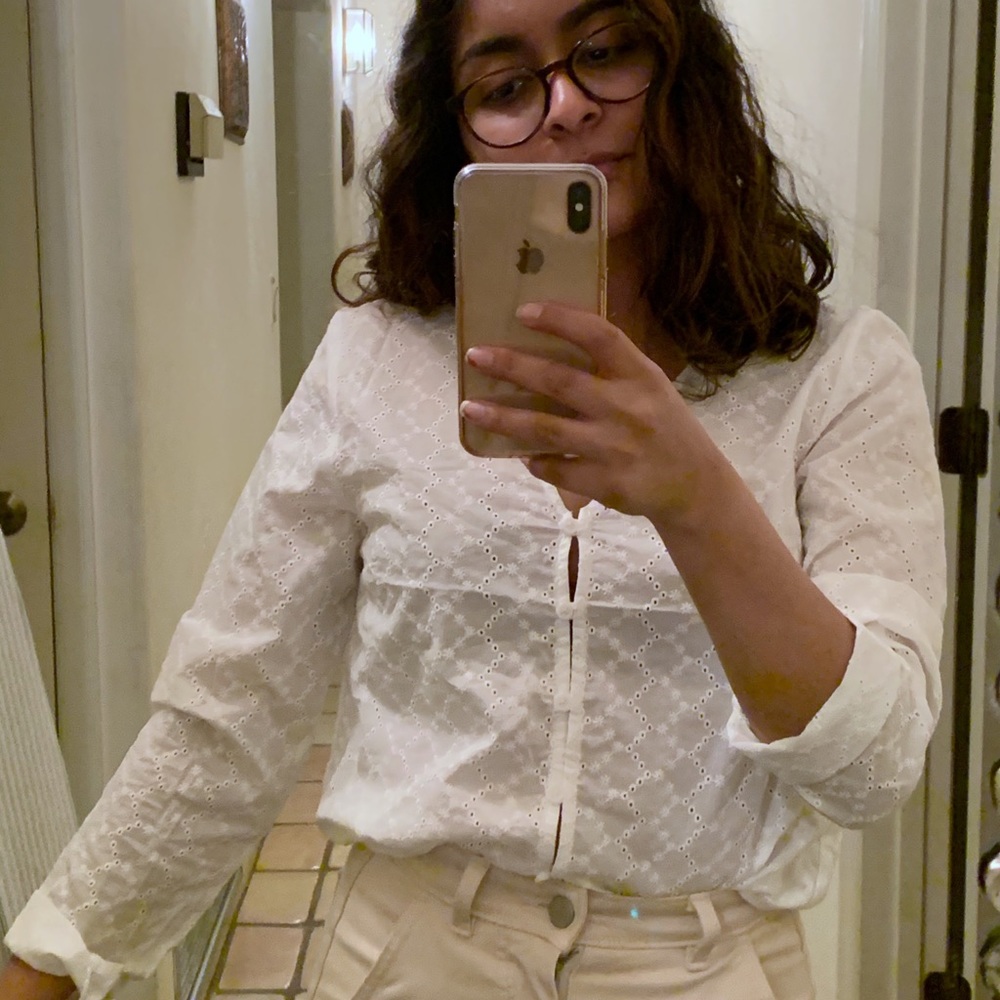 ❗️NEW❗️H&M White Eyelet Top